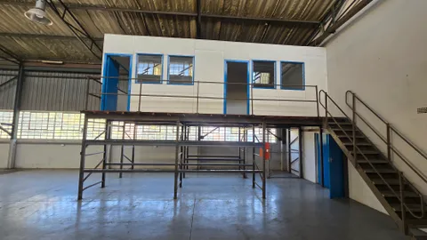 27 Buwbes Rd, Sebenza has a 650m² Warehouse Available To Let (22)
